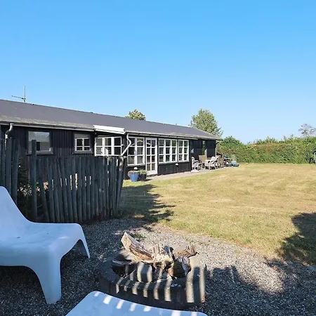 Retreat In Eno Near The Fjord Casa vacanze Karrebæksminde