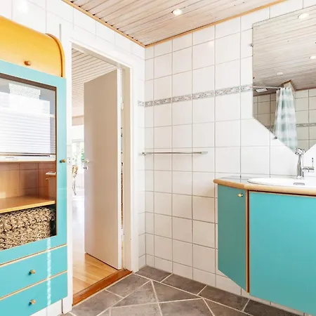 Retreat In Eno Near The Fjord Casa vacanze *